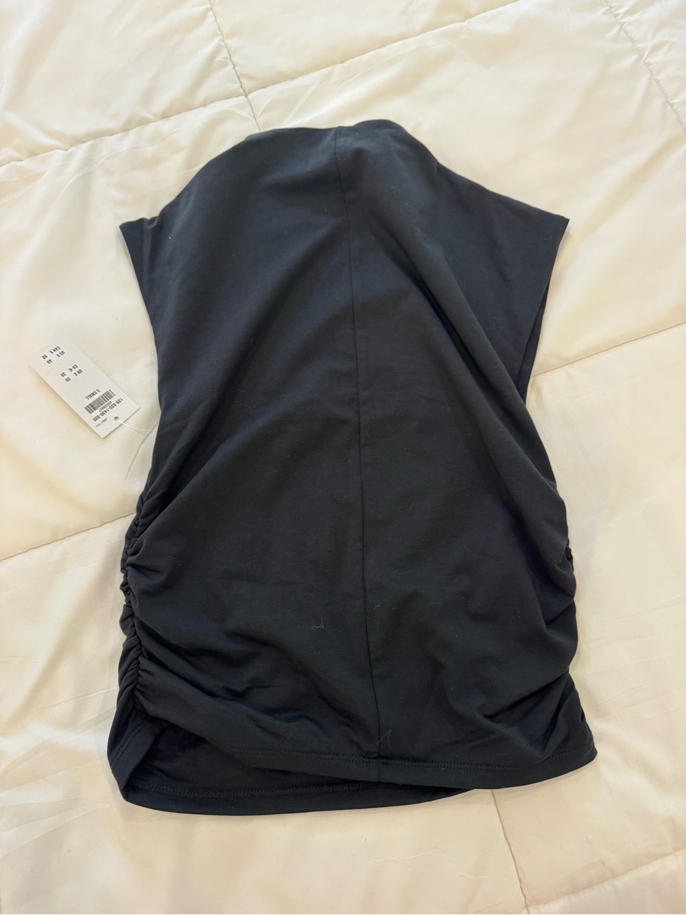 Abercrombie & Fitch Black Sleeveless Ruched Side top - Picture 4 of 4